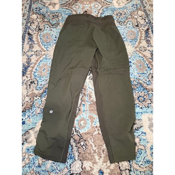 Lululemon Dance Studio Crop 4 - Picture 5 of 9